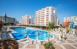 RAMADA WINDHAN LARA