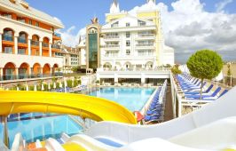 DREAM WORLD RESORT