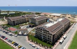 CRYSTAL PALACE LUXURY RESORT & SPA
