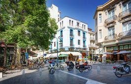 Colors Central Ladadika