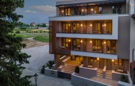 Funtuki Seaside Apartments