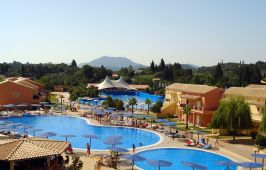 Aqualand Resort by Hotelius