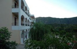 Kaloudis Apartments & Studios