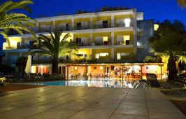 Paloma Blanca Dassia