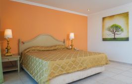 Cnic Paleo Art Noveau