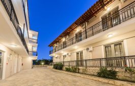 Karras Livin Zakynthos