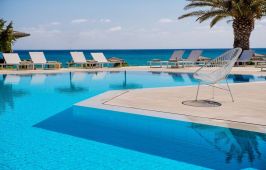 The Bay Hotel & Suites