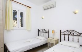 Saint Thomas Village