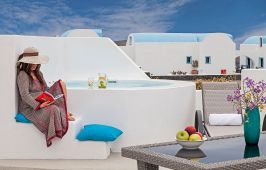 Athiri Santorini Family Friendly Hotel