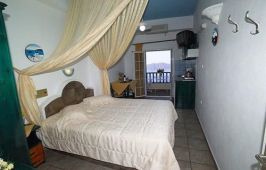 Kafieris Apartments - on the Cliff