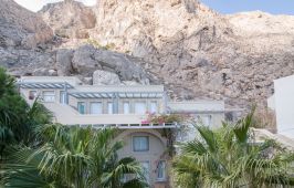 Antinea Suites & Spa Hotel