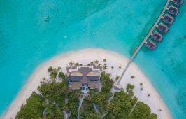Furaveri Island Resort & Spa