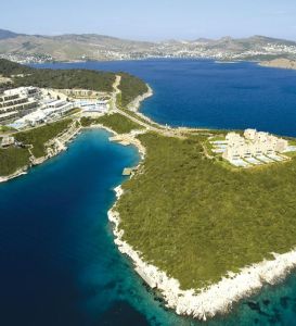 Почивка в хотел HILTON BODRUM TURKBUKU RESORT & SPA 5* UAI, Бодрум, автобус от София, Пловдив, Варна, Бургас