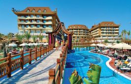 ROYAL DRAGON HOTEL