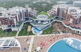 SELECTUM LUXURY RESORT