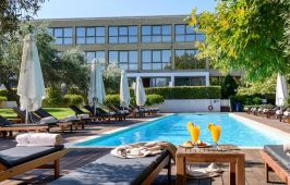 Alexander Beach Hotel & Convention Centre