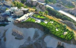 ARIANA SUSTAINABLE LUXURY LODGE